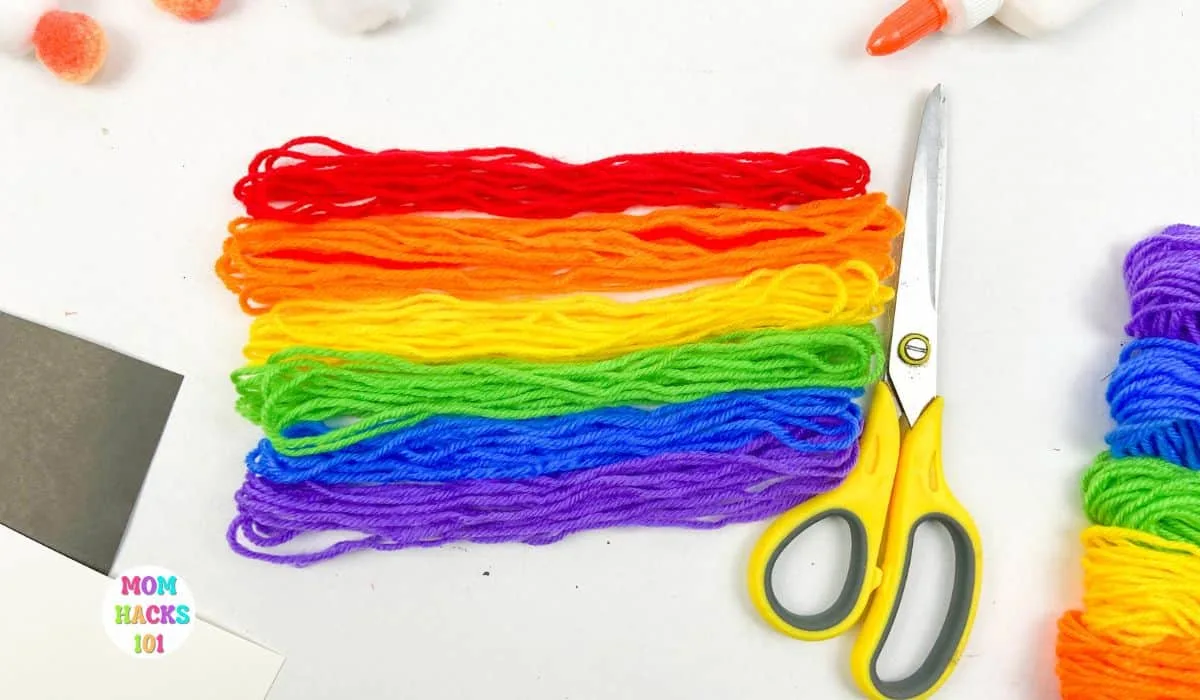 yarn rainbow craft