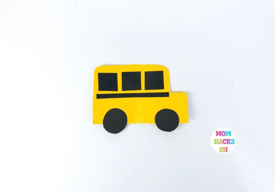 Moving Paper Plate School Bus Craft For Preschool - Mom Hacks 101